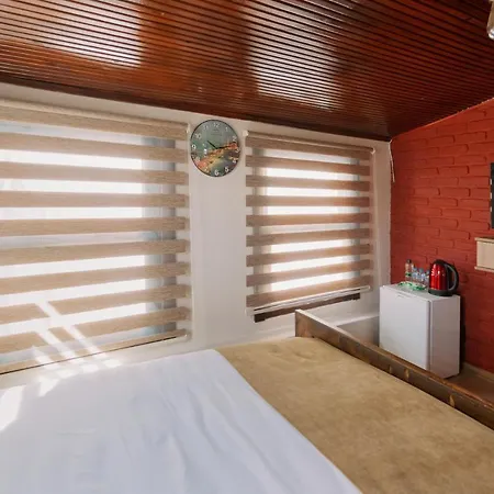 Noah Galata Aparthotel